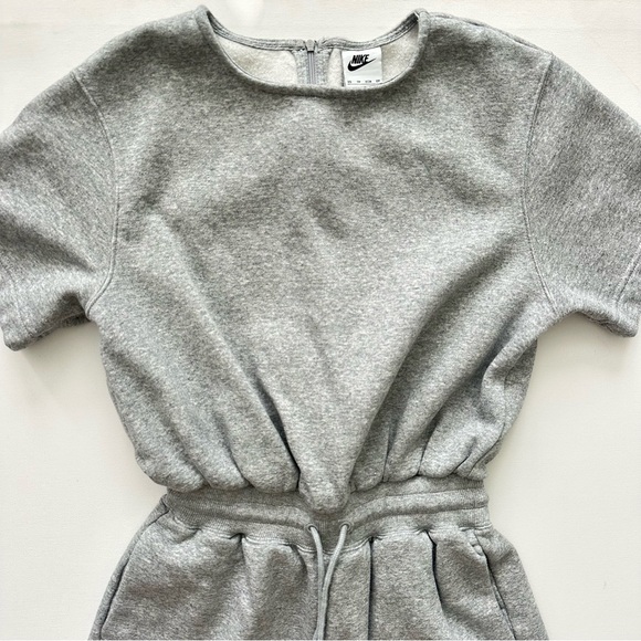 Nike Sportswear Women's Fleece Romper Size XS - Picture 2 of 15